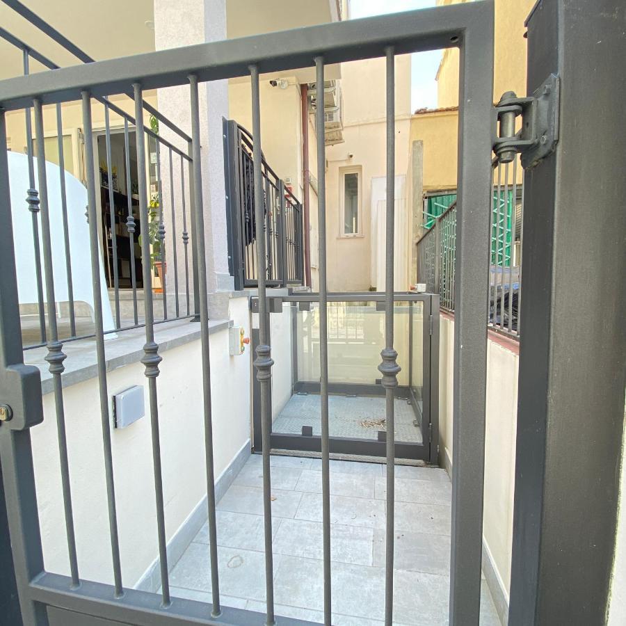 Hotel Bed And Book Rimini Exterior photo